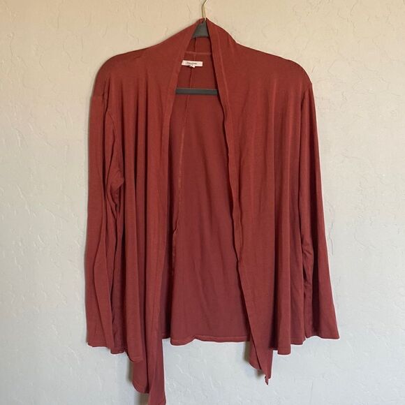 Cardigan   - Picture 1 of 6